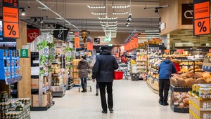 Aká je cesta potravín zo skladov do regálov?