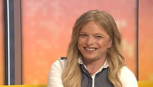 Dvojníčku Fica Gwen Mcmullen čakalo v TV JOJ prekvapenie. Jej výraz hovoril za všetko