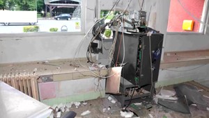 Zlodeji opäť úradovali: Na bankomatovú lúpež použili autogén