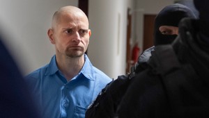 Vrah Jána Kuciaka sa zmenil na nepoznanie. Na súde museli overiť jeho totožnosť