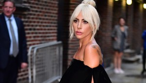 Lady GAGA prehovorila o najhoršej facke života. Počas dospievania ju opakovane znásilňovali