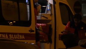 Pre nezodpovednosť skončili v karanténe ďalší záchranári. Žena zamlčala kontakt