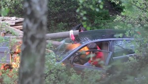 Pozor, DRSNÉ VIDEO! Leoš Mareš prišiel o Ferrari