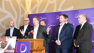 K Demokratom sa pridávajú osobnosti strany Dobrý deň Slovensko