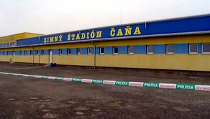 Zdroj otravy na štadióne v Čani je stále neznámy
