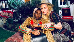 Tepláky za tisíce eur. Madonnin syn oslavoval trináste narodeniny