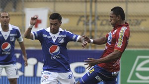 Živý nešťastník! Dva vlastné v zápase, ten druhý ozaj vydarený...