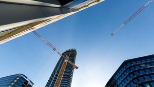 Slovensko má prvý mrakodrap. Pozreli sme sa na jeho najvyššie poschodie