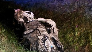 Tragická nočná jazda: Taxikár neprežil, spolujazdec skončil v nemocnici