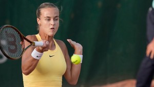 Prekvapenie na Roland Garros: Slovenka Schmiedlová vyradila nasadenú Kudermetovovú