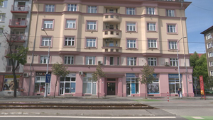 Ceny bývania neustále rastú: Za ročný plat si Slovák kúpi 7 štvorcových metrov