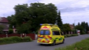 Skupina 15 detí sa zrútila z trojmetrovej výšky. Prepadla sa pod nimi hotelová terasa