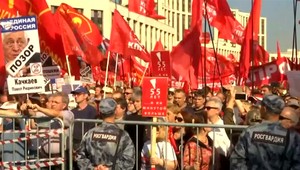 Veľké protesty v Moskve, ľudia odmietajú plánované zmeny