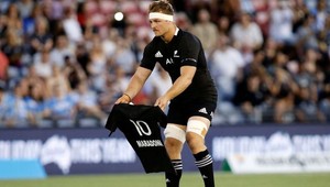 Gesto All Blacks a potom tradičná haka