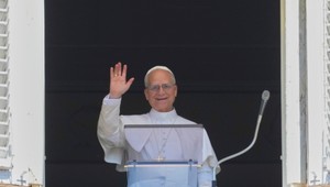 Pápež Lev XIV. predniesol príhovor z okna Apoštolského paláca