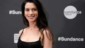 Čo sa deje s Anne Hathaway? Herečka vystrašila fanúšikov na kosť vychudnutou postavou