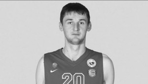 Mladý basketbalista (†17) počas tréningu stratil vedomie a zomrel