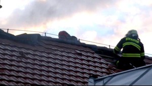 Horiaca pálenica. Za všetko môže komín