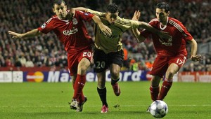 Zakopnutia Liverpoolu a ManU, Citizens v prestrelke
