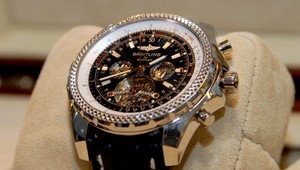 Zlodeja prezradili hodinky. Na stanici ich zbadal majiteľ