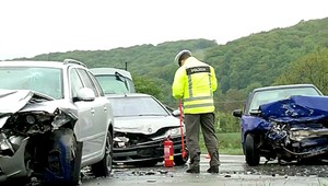 Svadobčania mali nehodu, zranilo sa šesť ľudí