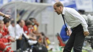 Špekulácie o novom pôsobisku. Koho povedie tréner Weiss?