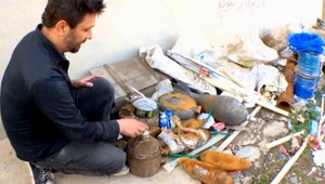 Tajný tunel bojovníkov ISIS. Odkazy na stenách vyzývajú k útokom