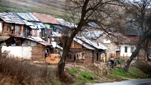 Vykurovacia sezóna v osadách. Hasiči musia hasiť aj niekoľko domov naraz