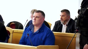 Mikuláš Černák bol opäť pred súdom. Prišiel si vypočuť svedkov v prípade vraždy Poliaka