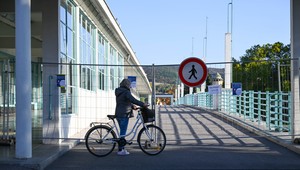 Havarijný stav uzavrel ikonický kolonádový most v Piešťanoch. Rekonštrukcia má trvať trištvrte roka