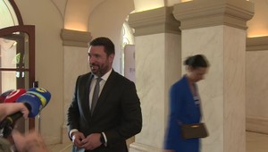 Takáč: Transakčná daň trápi podnikateľov, nie občanov. Vláda mala riešiť prorastové opatrenia