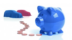 Percento zákazníkov s pôžičkou od banky sa znižuje, úvery vyjednané veľkými predajcami sú výhodnejšie