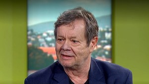 Napätie sa stupňuje. Vlado Černý, herec ktorý stvárňuje šéfredaktora v seriáli Za sklom porozprával, aká je atmosféra v zákulisí