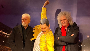 Hviezda z kapely Queen v nemocnici! Po úraze nedokáže chodiť!