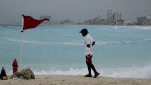 BP vznikol nový problém: Prichádza hurikán Alex