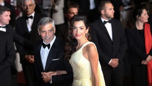 Konečne! Sexsymbol George Clooney bude otcom