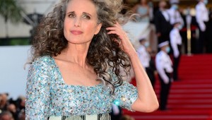 Herečka Andie MacDowell stavila na prirodzený vzhľad: WAU, je nádherná!