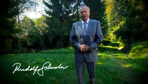 VIDEO: Exprezident Schuster natočil unikátny videoklip