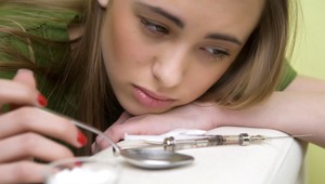 Súrodenci z Trenčína predávali heroín a pervitín. Dostali dlhoročné tresty