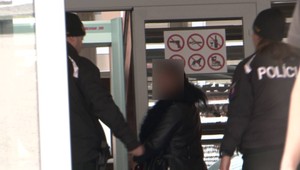 V priebehu roka chcela nadviazať vzťah s dvoma chlapmi. Randenie ich vyšlo na desaťtisíce