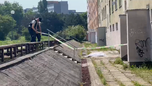 Tragédia na bratislavskom sídlisku. Pod oknami bytovky našli bezvládne telo