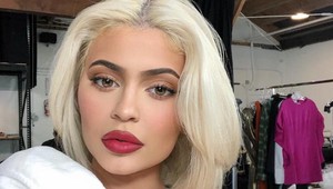 Top účes na rok 2019 už poznáte, no tú naj farbu ukázala Kylie Jenner: Je to bomba