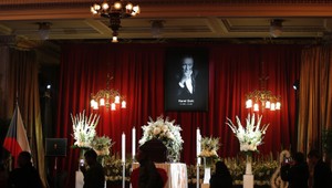 FOTOGALÉRIA: Česko sa lúči s velikánom. A v duši klid můžu pak mít...