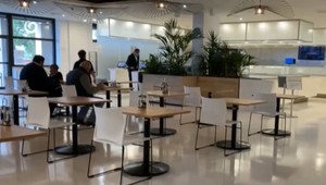 Parlamentný bufet je po kritike poslancom zakázaný. Takto to tam aktuálne vyzerá