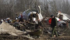 Identifikovali už polovicu tiel z poľského lietadla