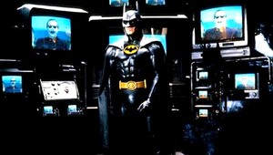 Hrdina vzorom, Batman upratuje ulice