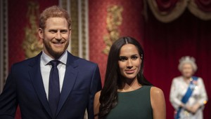 Slávne londýnske múzeum odstránilo figuríny Harryho a Meghan