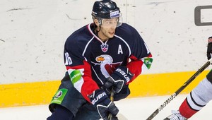 Kukumberg (32) možno zakáže manželke chodiť na zápasy