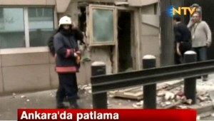 Americkou ambasádou otriasol výbuch. Najmenej dvaja mŕtvi