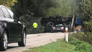 Tragická nehoda kamióna: potvrdili ďalšiu obeť, nešťastie si vyžiadalo už 4 obete